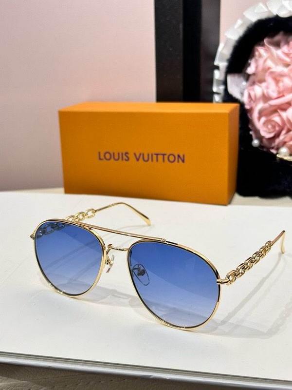 LV Sunglasses 756